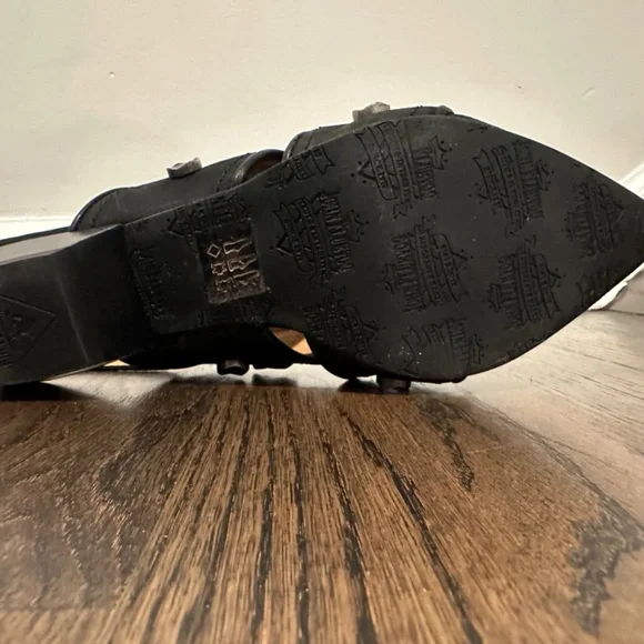 Pointed Black Mule “Truth Serena” by John Fluevog - Picture 5 of 11